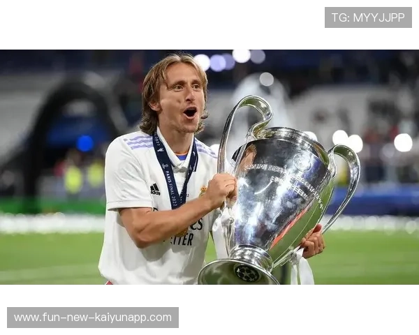 欧冠赛场的“铁人”——莫德里奇的中场魔法,莫德里奇参加欧洲杯