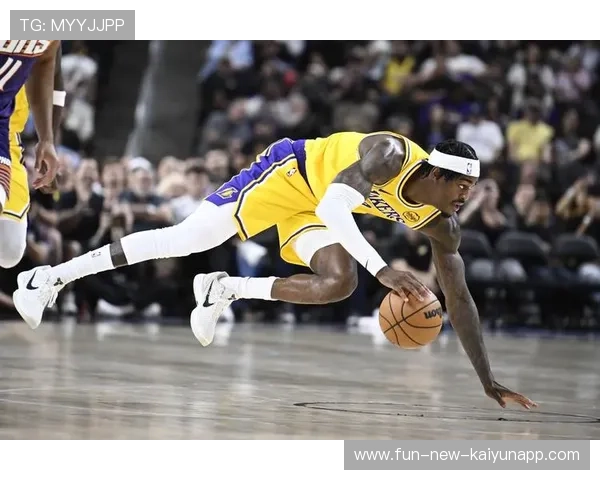 湖人在最后瞬间击败勇士！，湖人最后一签终于来了