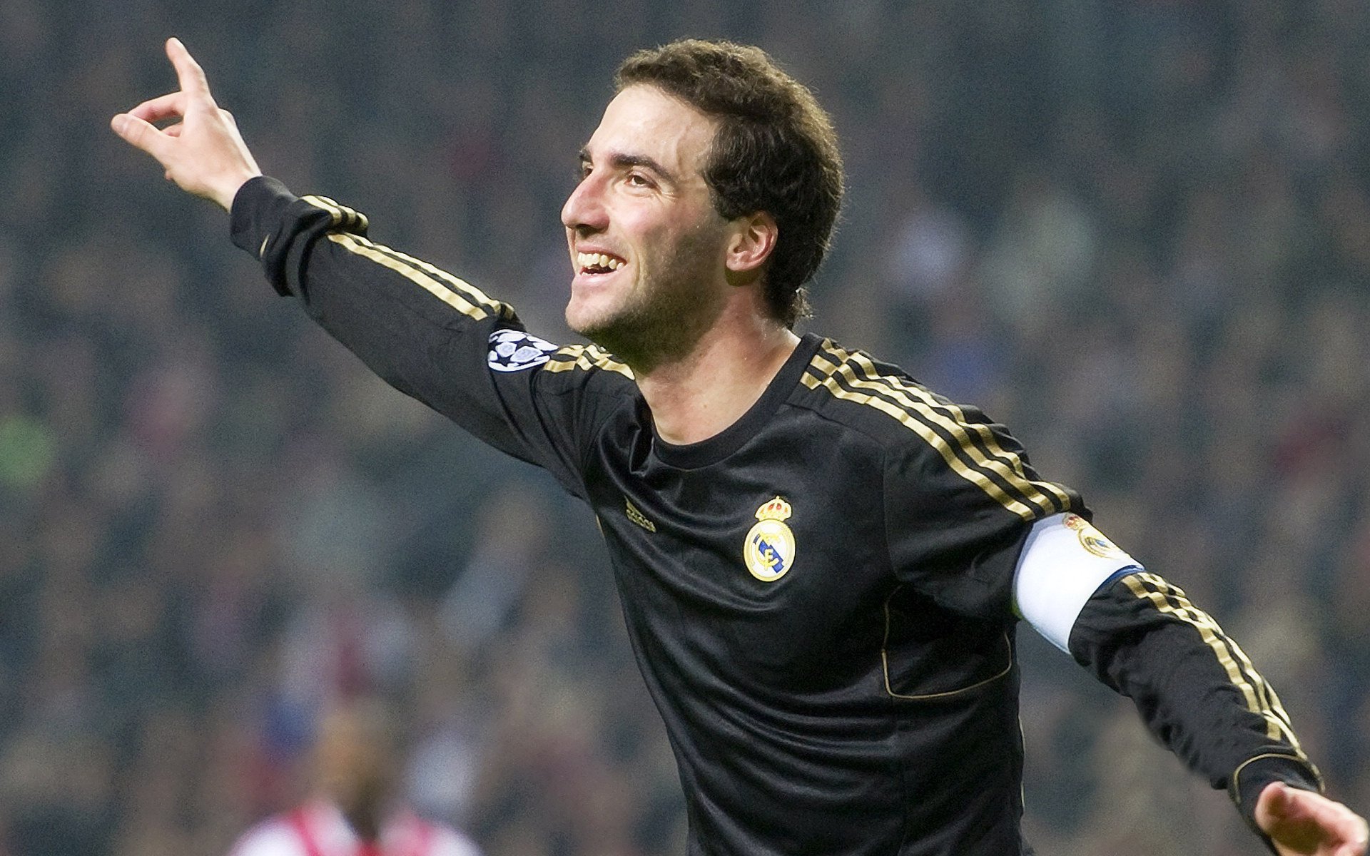 开云体育官网-足球文化建设缺乏长远规划，足球文化的重要性